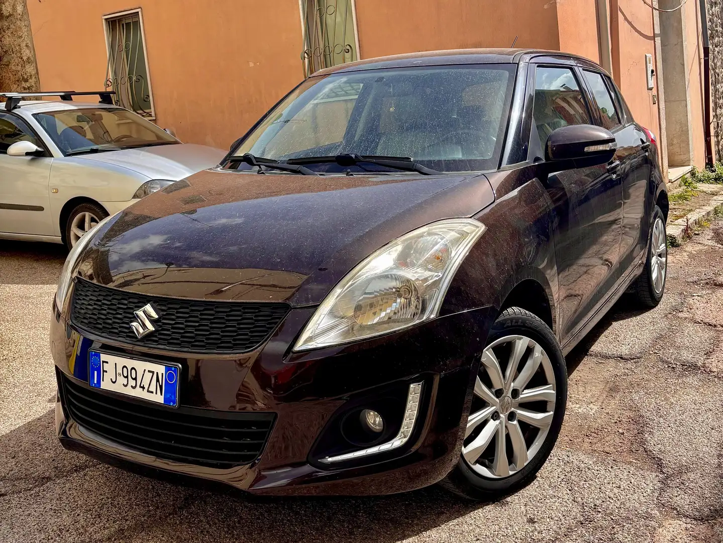 Suzuki Swift Swift+5p+1.2+vvt+B-Cool+Bi-Color+s/navi Marrone - 1