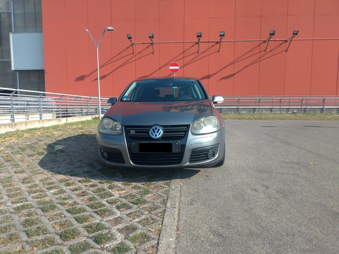 Volkswagen Golf Golf+V+2003+5p+1.4+tsi+Gt+Sport+c/pelle+dsg Grigio - 1
