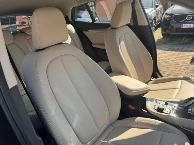 BMW X2 view 9