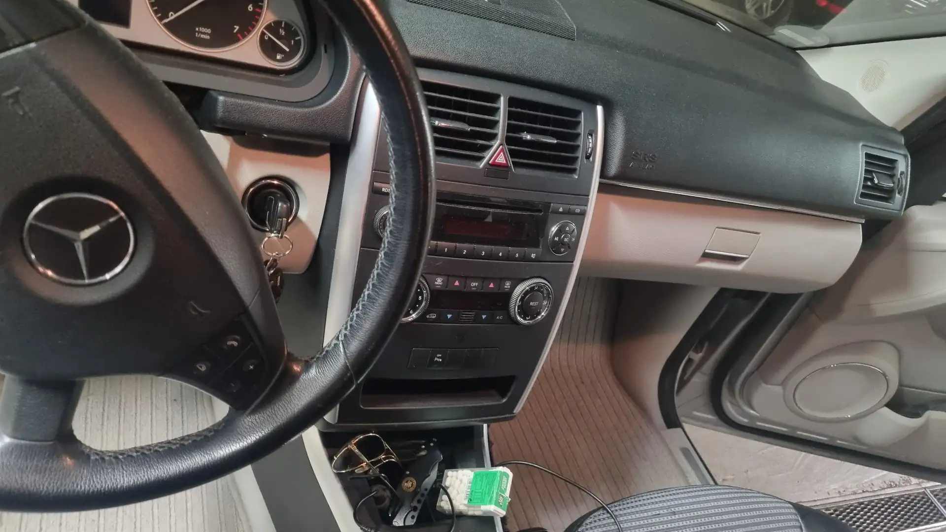 Mercedes-Benz B 200 Turbo Autotronic Grau - 2