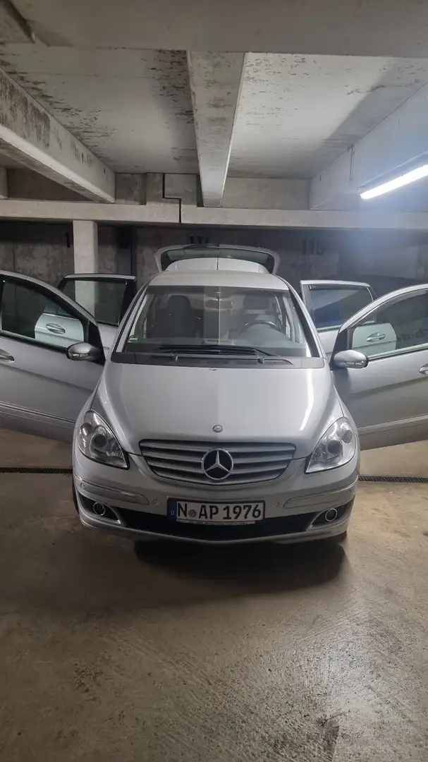 Mercedes-Benz B 200 Turbo Autotronic Grau - 1