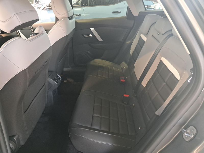 Citroen C4 1.2 Hybrid Aut Collection 5d 100kW — photo 10