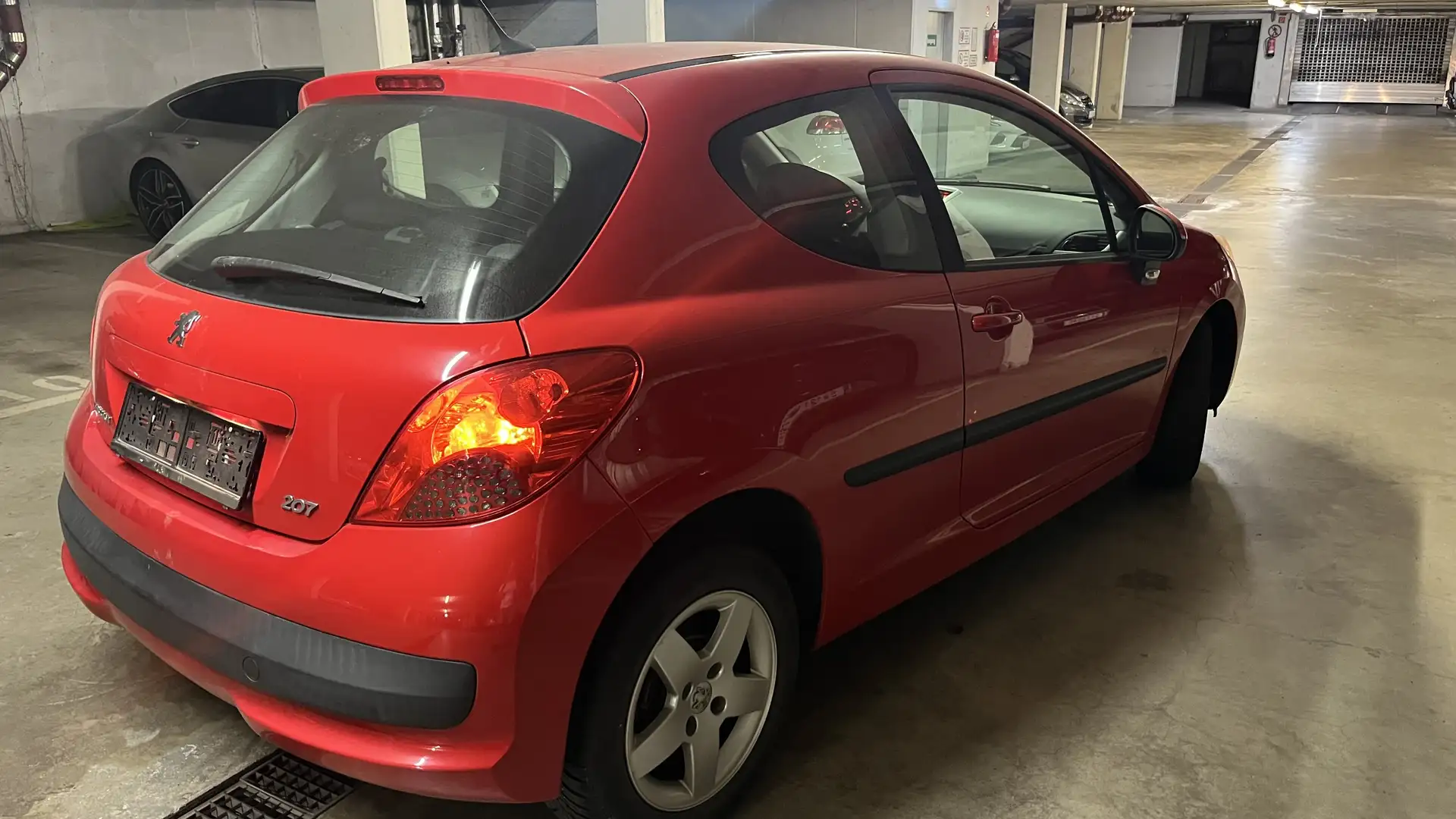 Peugeot 207 Active 1,4 16V - 2