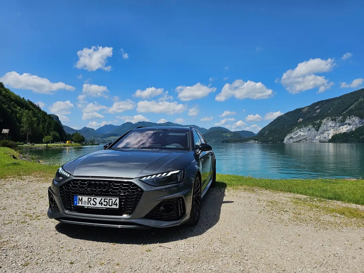 Audi RS4 Avant 2.9 TFSI quattro Keramik 280 km/h Matrix-LED Grau - 1