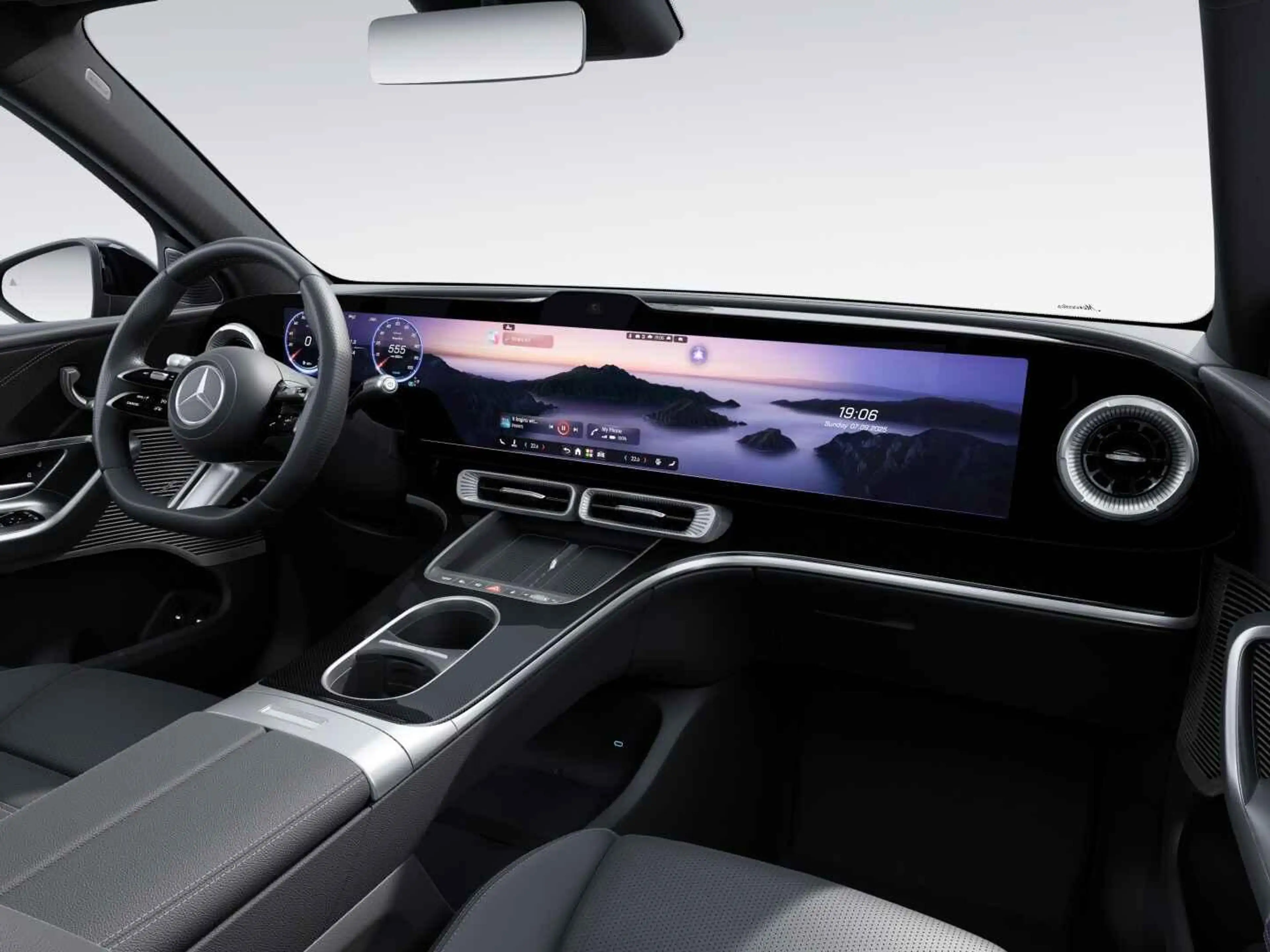 Mercedes-Benz GLC 250 electric Business Solution AMG 85 kWh — photo 4