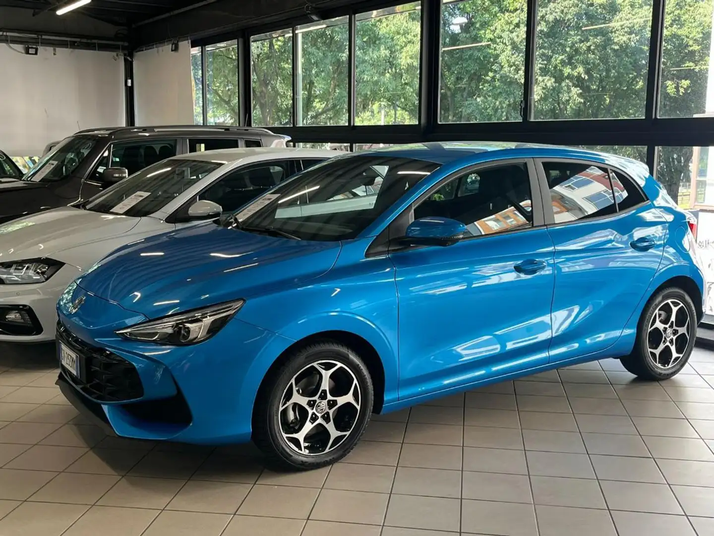MG MG3 1.5 Hybrid+ Luxury Bleu - 1