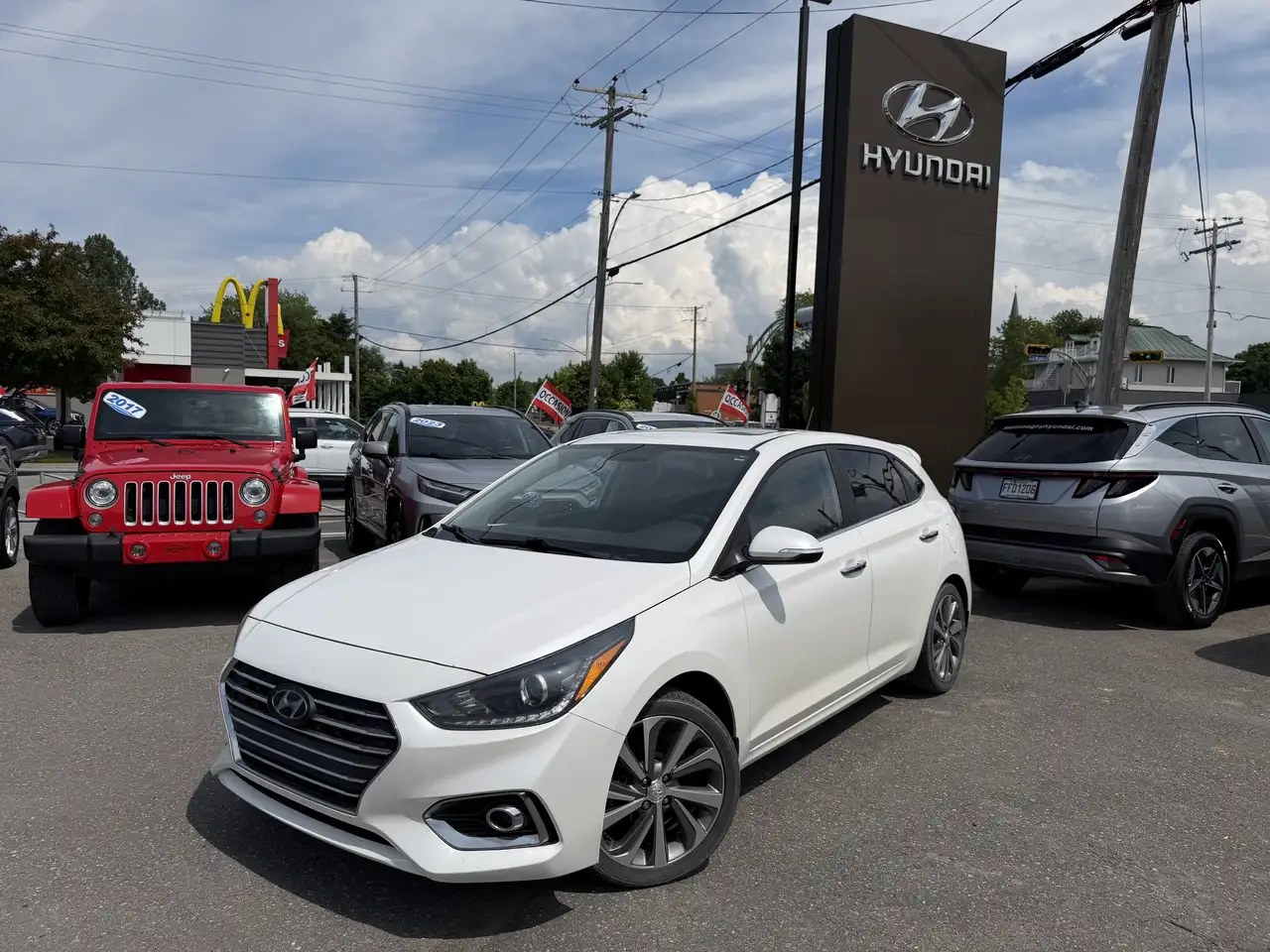 Hyundai ACCENT photo Hyundai ACCENT