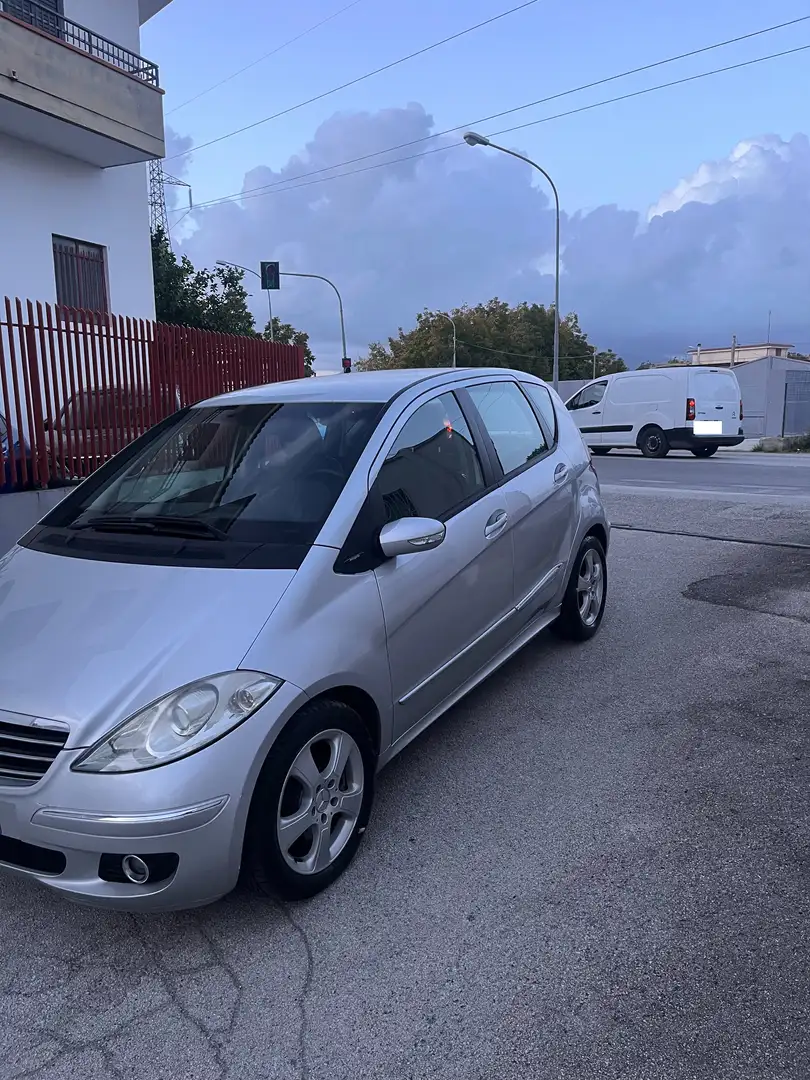 Mercedes-Benz A 200 AVANTGARDE 2.0 DIESEL 103KW  ANNO 2006 Grigio - 2
