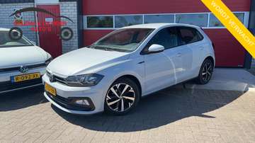 1.0 TSI Highline R-LINE / WHITE SILVER / CAMERA /