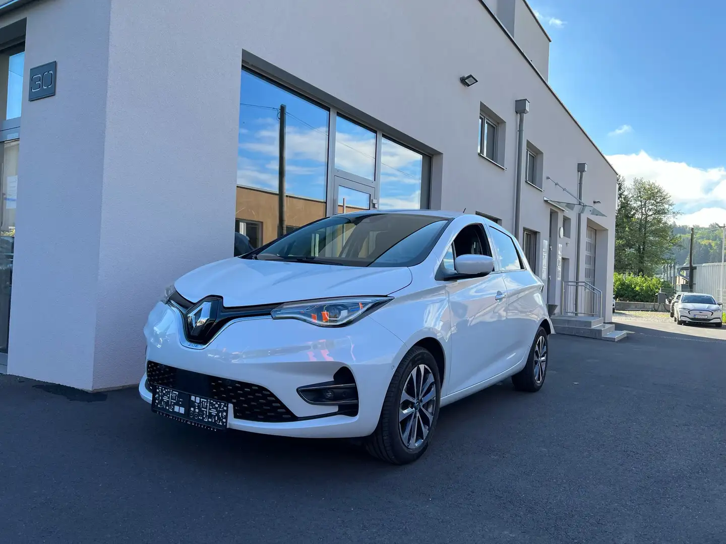 Renault ZOE Intens R135 Z.E.50 (52kWh) Blanc - 1