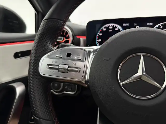 Mercedes-Benz A-Class view 23