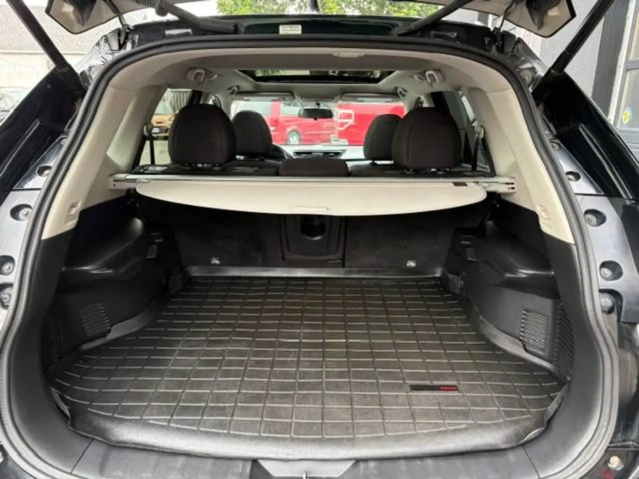 Nissan Rogue снимка Nissan Rogue