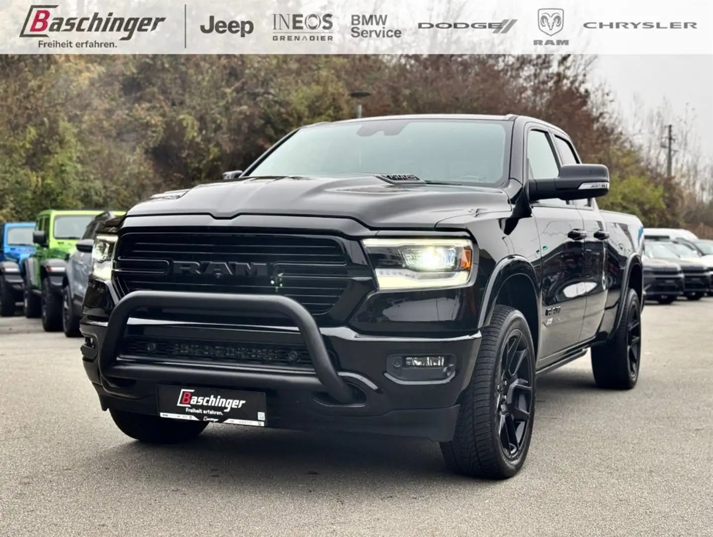 Dodge RAM 1500 V8 Quad Cab Laramie Night LKW Чёрный - 1
