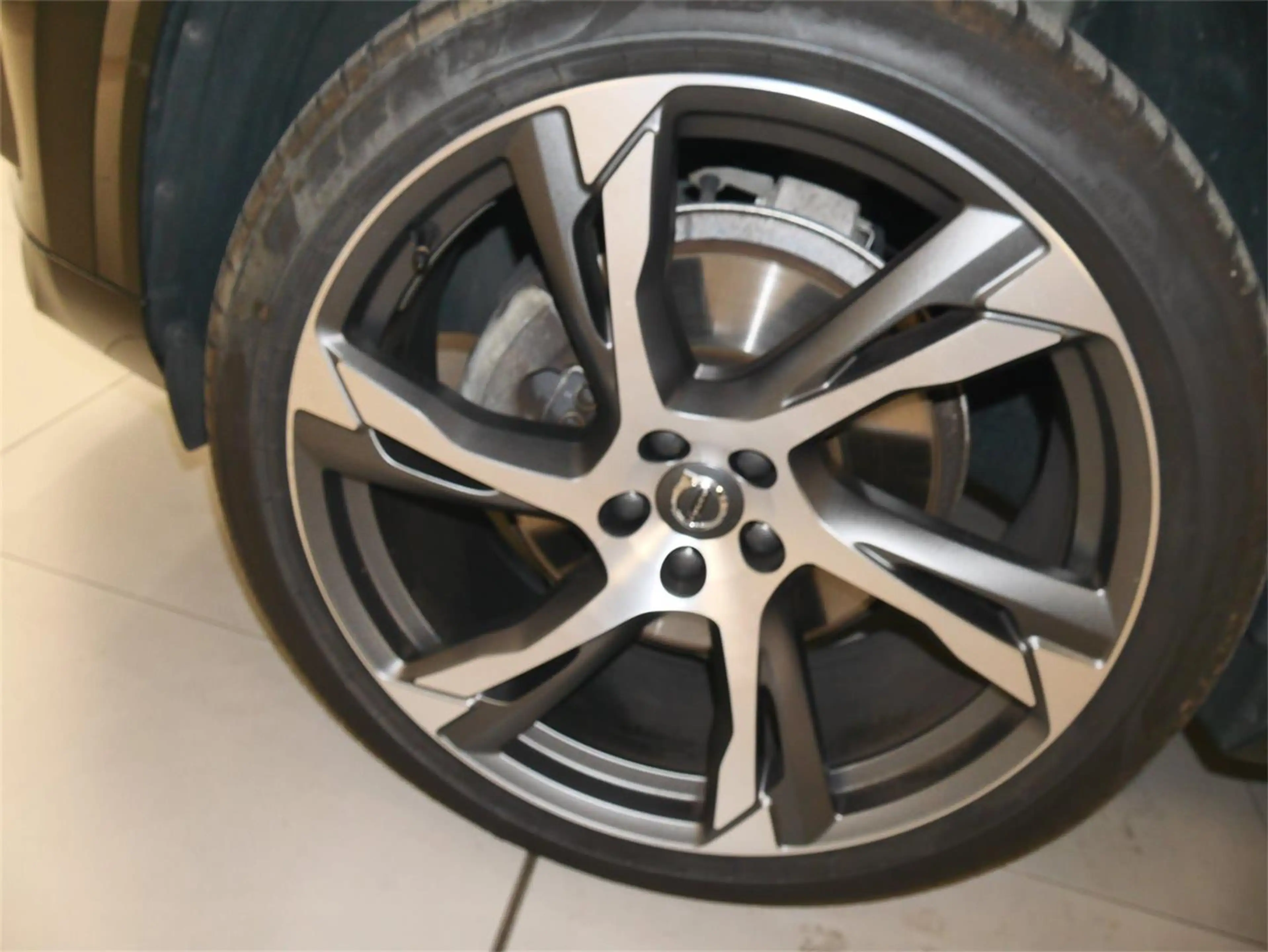 Volvo XC90 B5 (D) AWD Geartr. Plus Dark 7-Sitzer — photo 12