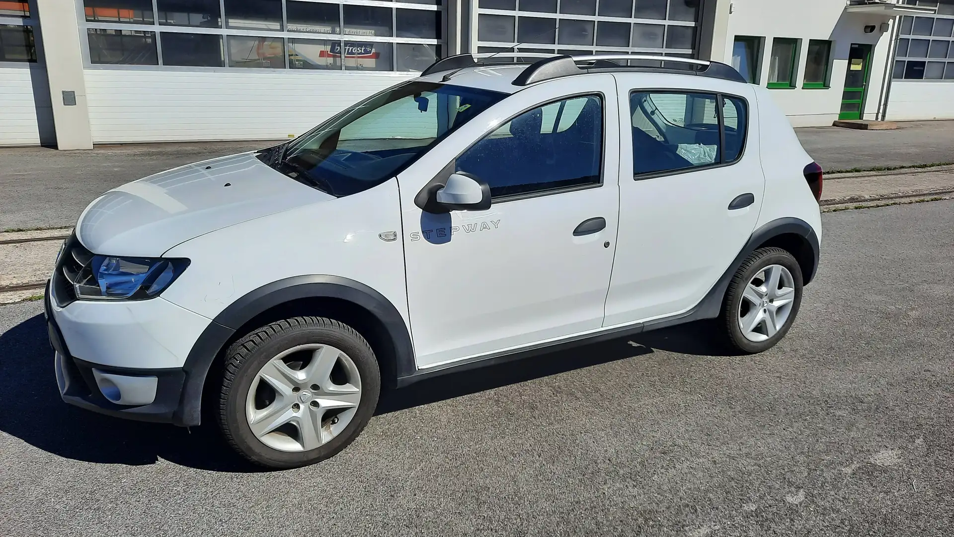 Dacia Sandero Sandero Stepway Ambiance TCe 90 Ambiance Weiß - 1