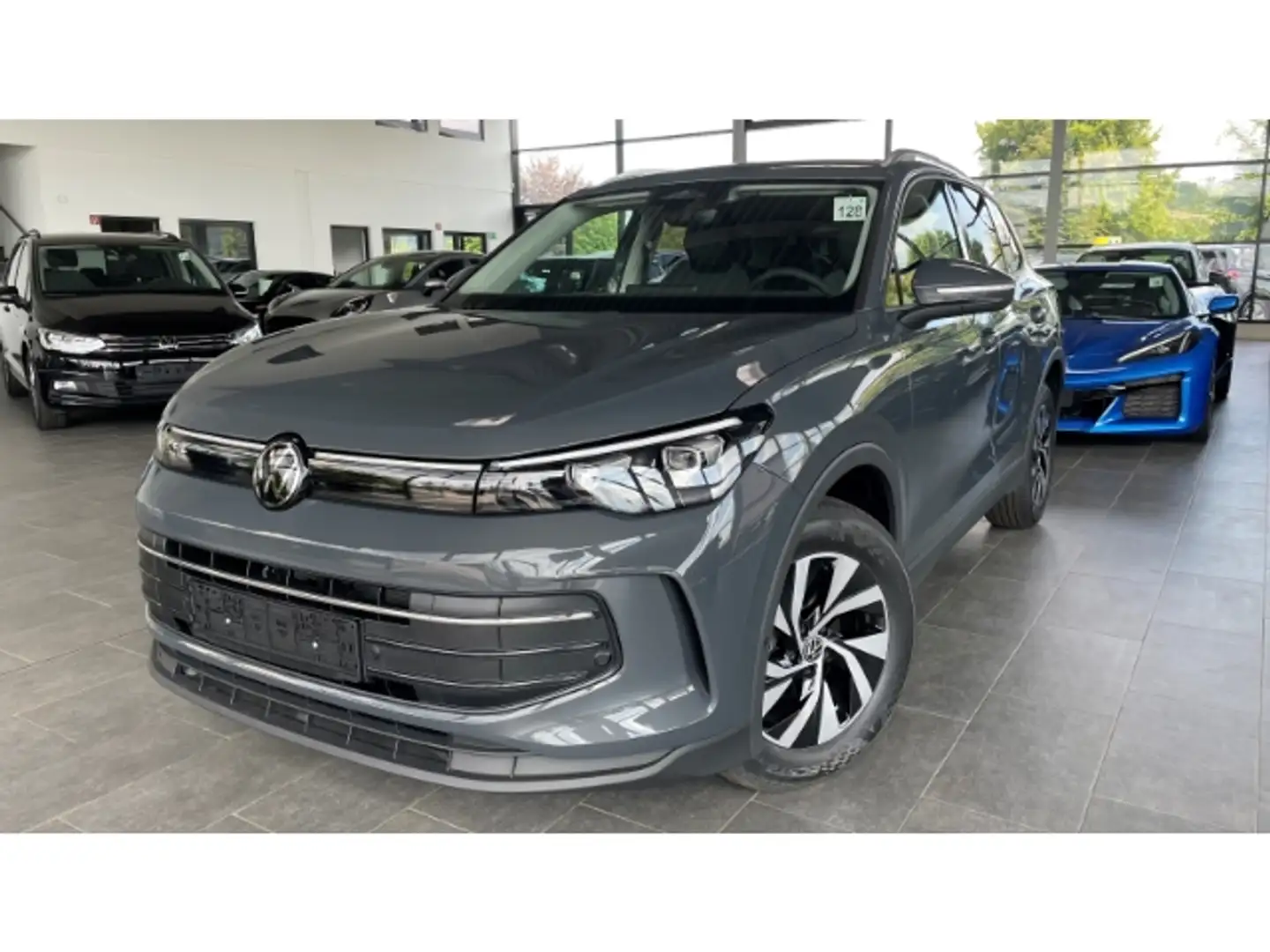 Volkswagen Tiguan 1.5 eTSI AHK Kamera IQ-Light Totw. LED Winterpaket Grau - 1