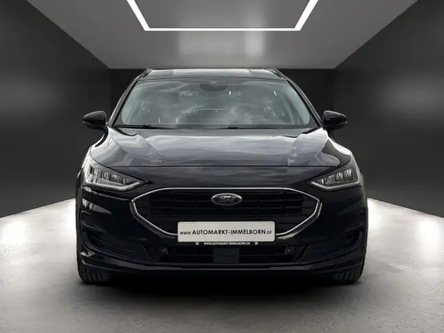 Ford Focus view 6