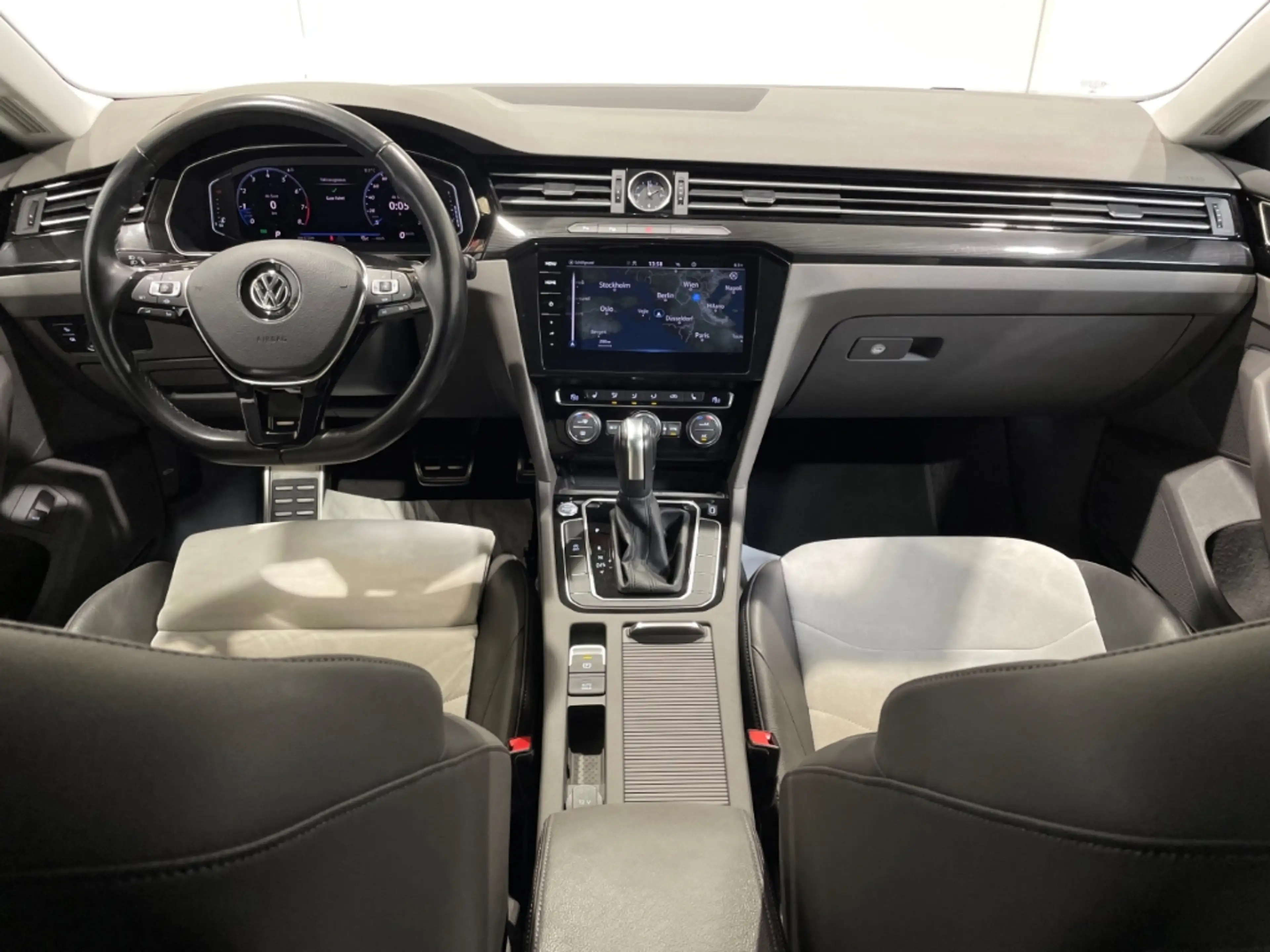 Volkswagen Arteon 2.0 TSI DSG Elegance EU6 Leder LED ACC — photo 12