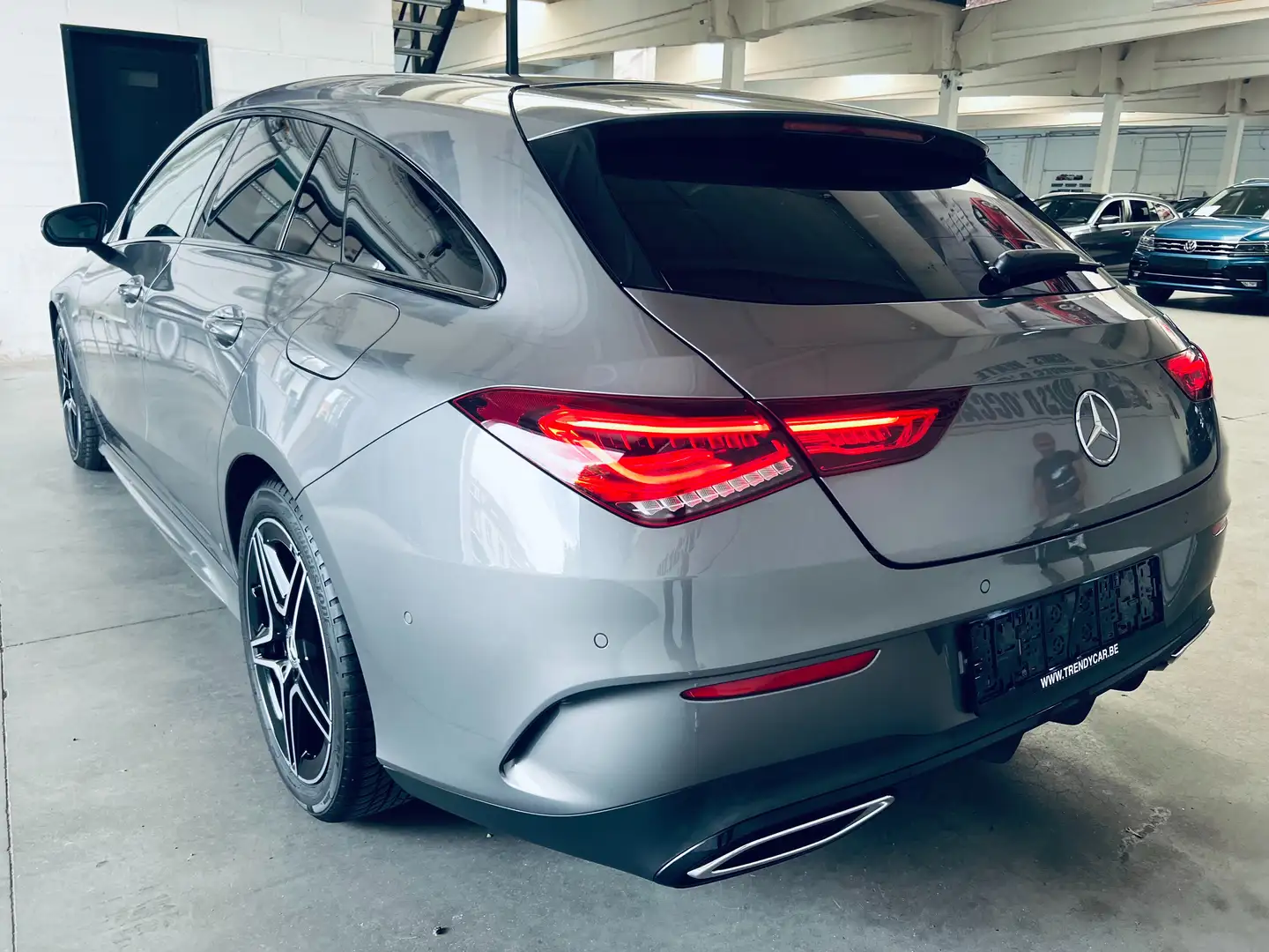 Mercedes-Benz CLA 180 d 1950cc PACK AMG+(21405€+TVA)+CARNET+GARANTIE Gris - 2