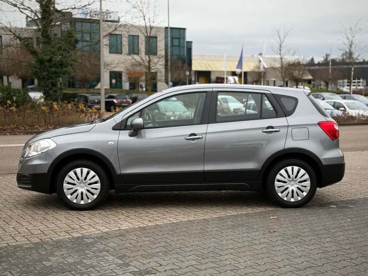 Suzuki SX4 S-Cross 1.6 COMFORT TREKHAAK CRUISE 1e EIGENAAR Šedá - 2