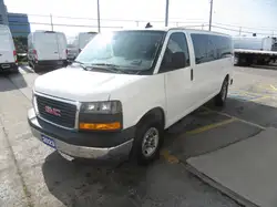 GMC Savana снимка GMC Savana