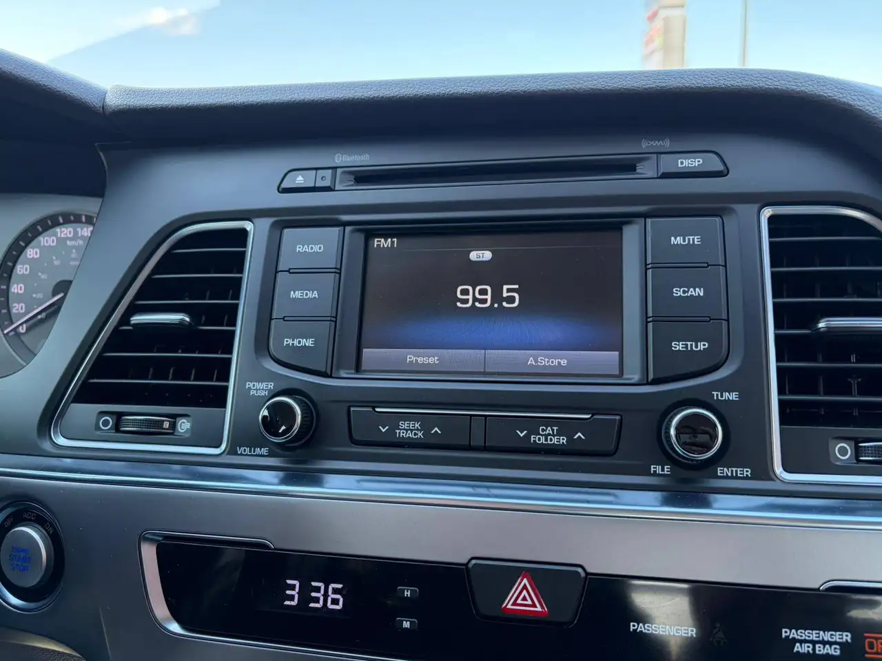 Hyundai SONATA снимка Hyundai SONATA