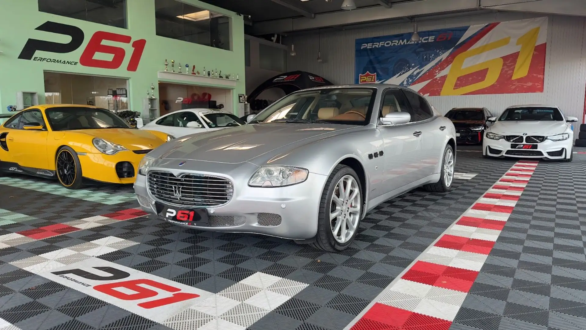 Maserati Quattroporte /Leder/TÜV /Tempomat/Sitzheizung Srebrny - 1