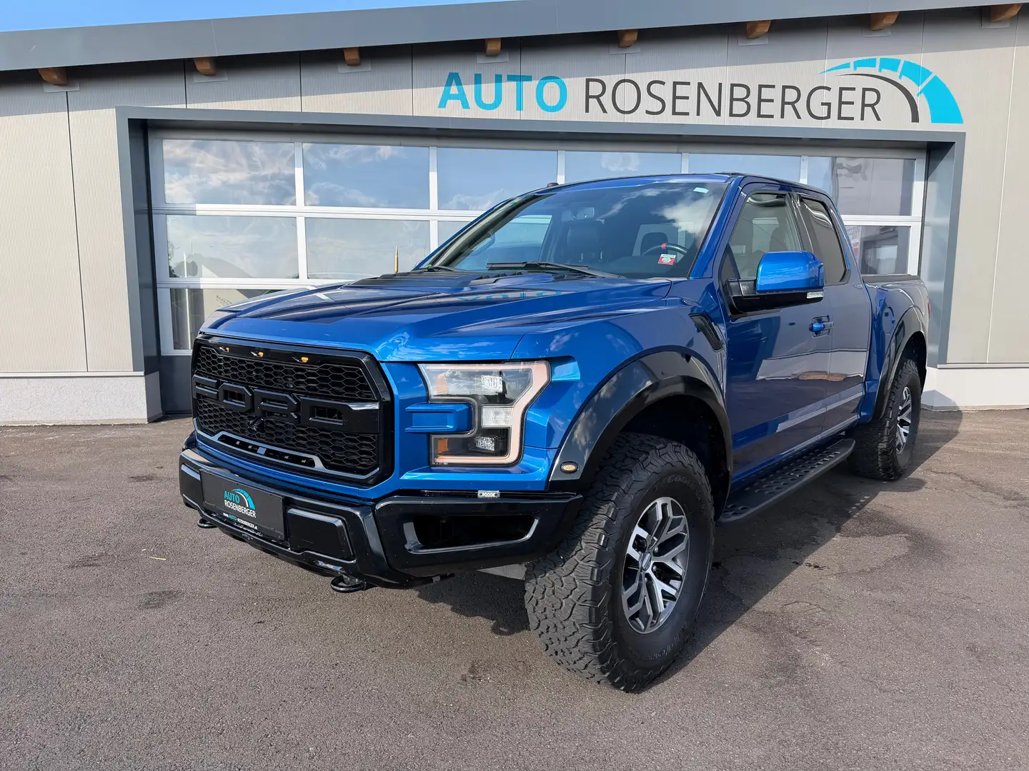 Ford F150 Raptor Blau - 1