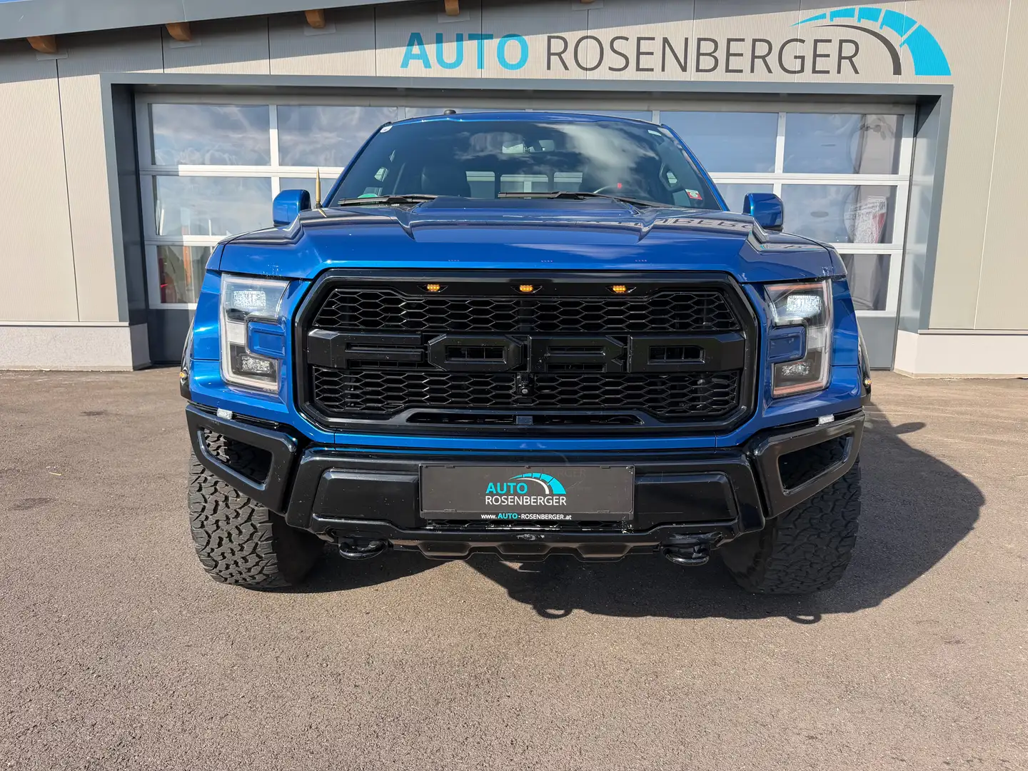 Ford F150 Raptor Blau - 2