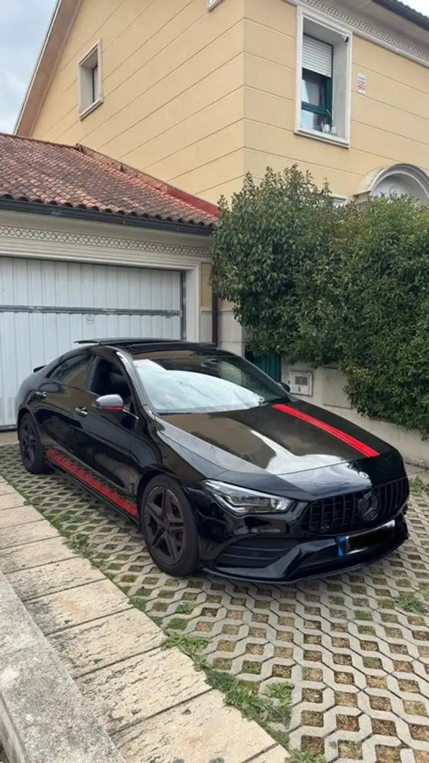 Mercedes-Benz CLA 180 AMG Line - 1