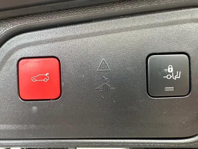 Peugeot 3008 view 9