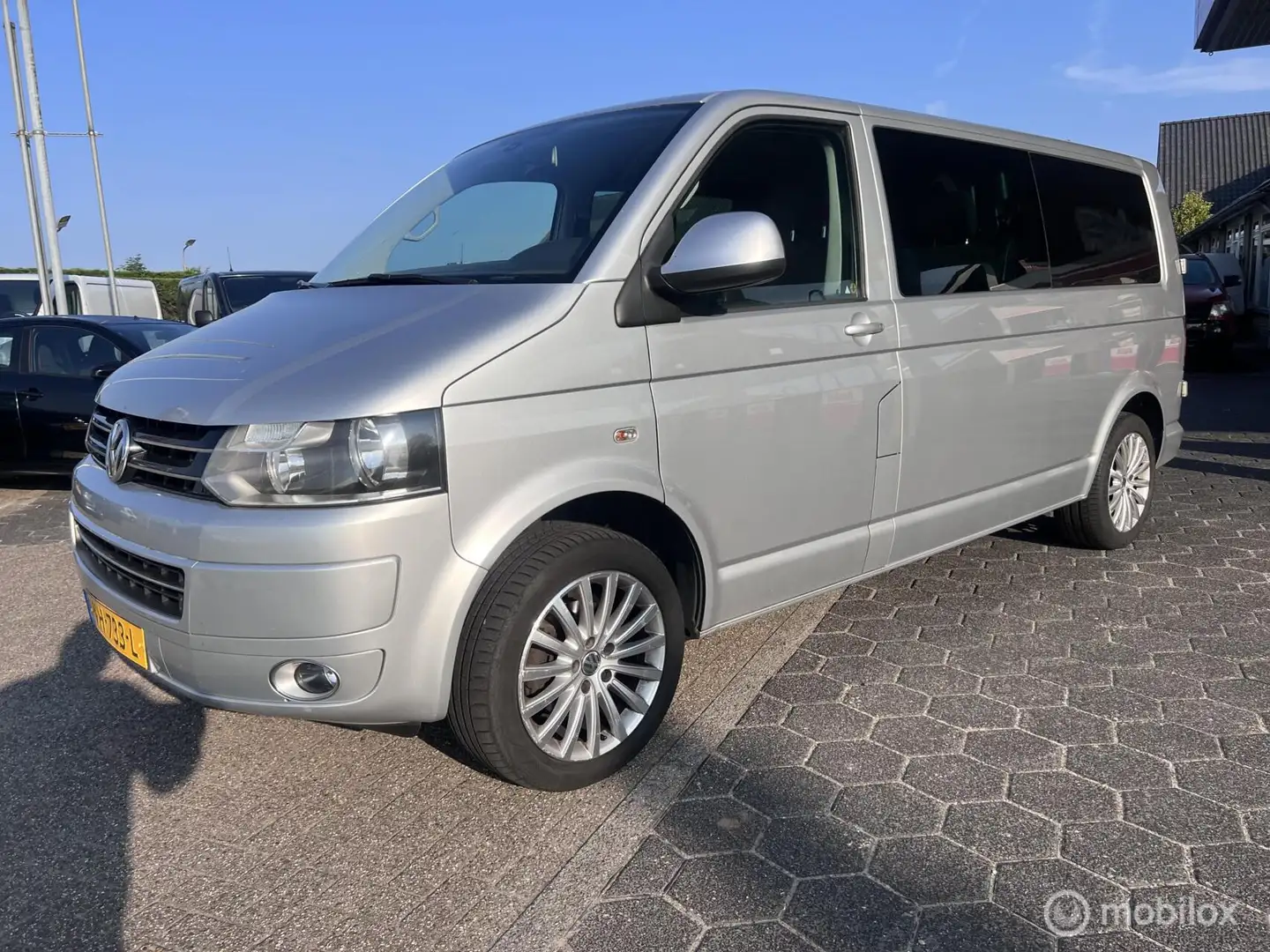 Volkswagen T5 Transporter 2.0 TDI BM L2 4Motion DC Highline Gris - 1