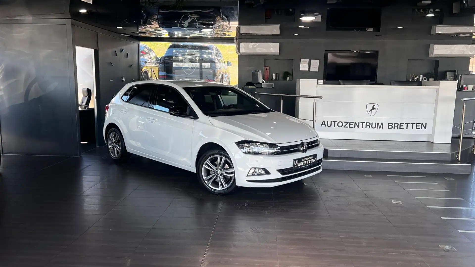 Volkswagen Polo VI  1.0 TSI United*Navi*Kamera*SHZ* Wit - 2