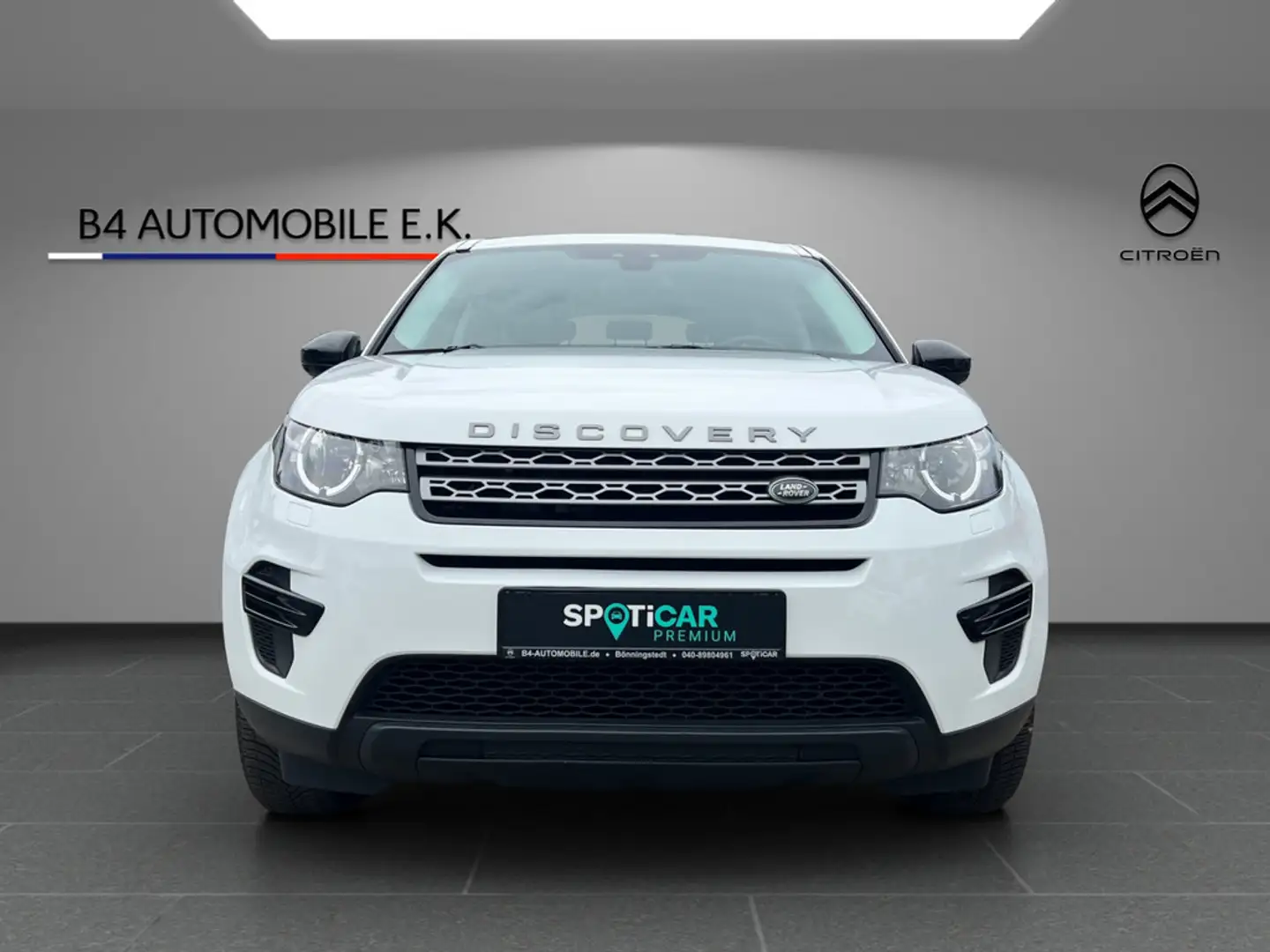 Land Rover Discovery Sport 2.0 Pure Weiß - 2