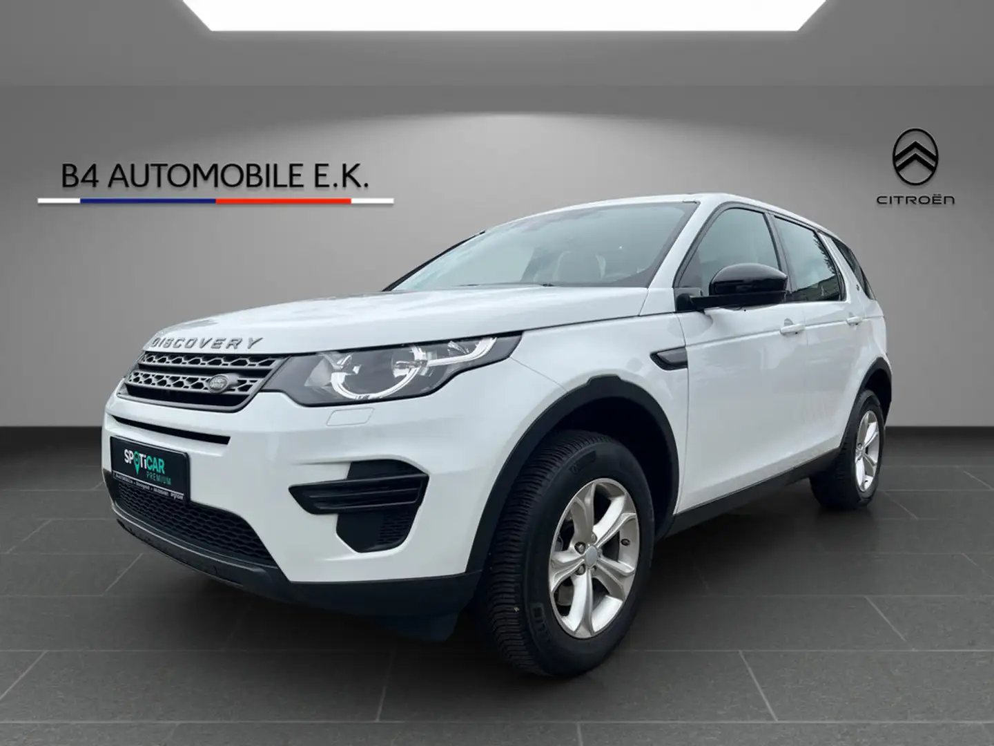 Land Rover Discovery Sport 2.0 Pure Weiß - 1