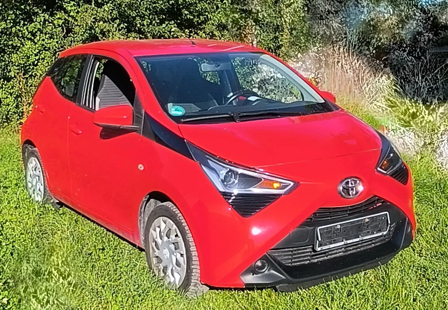Toyota Aygo Aygo x Rot - 1