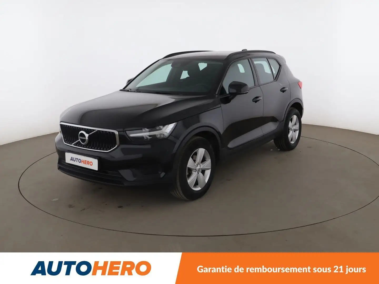 Volvo XC40 1.5 T2 Momentum Geartronic 8 Noir - 1