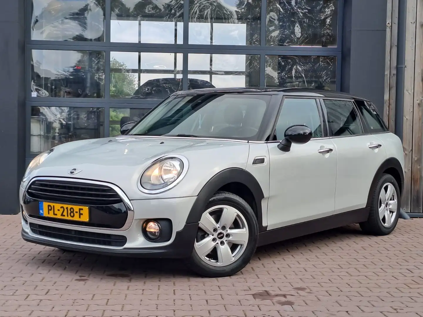 MINI Cooper Clubman Mini 1.5 Salt Business | Airco | Trekhaak | Navi | Wit - 1