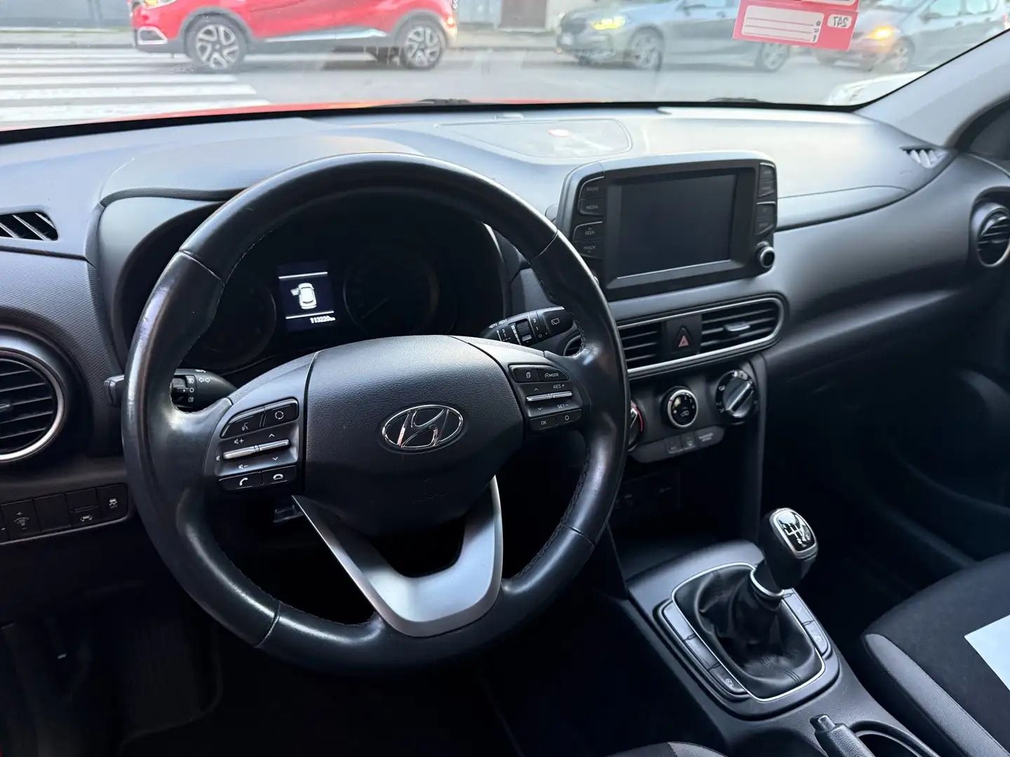Hyundai KONA Kona I 2017 1.0 t-gdi Comfort 2wd 120cv Красный - 2