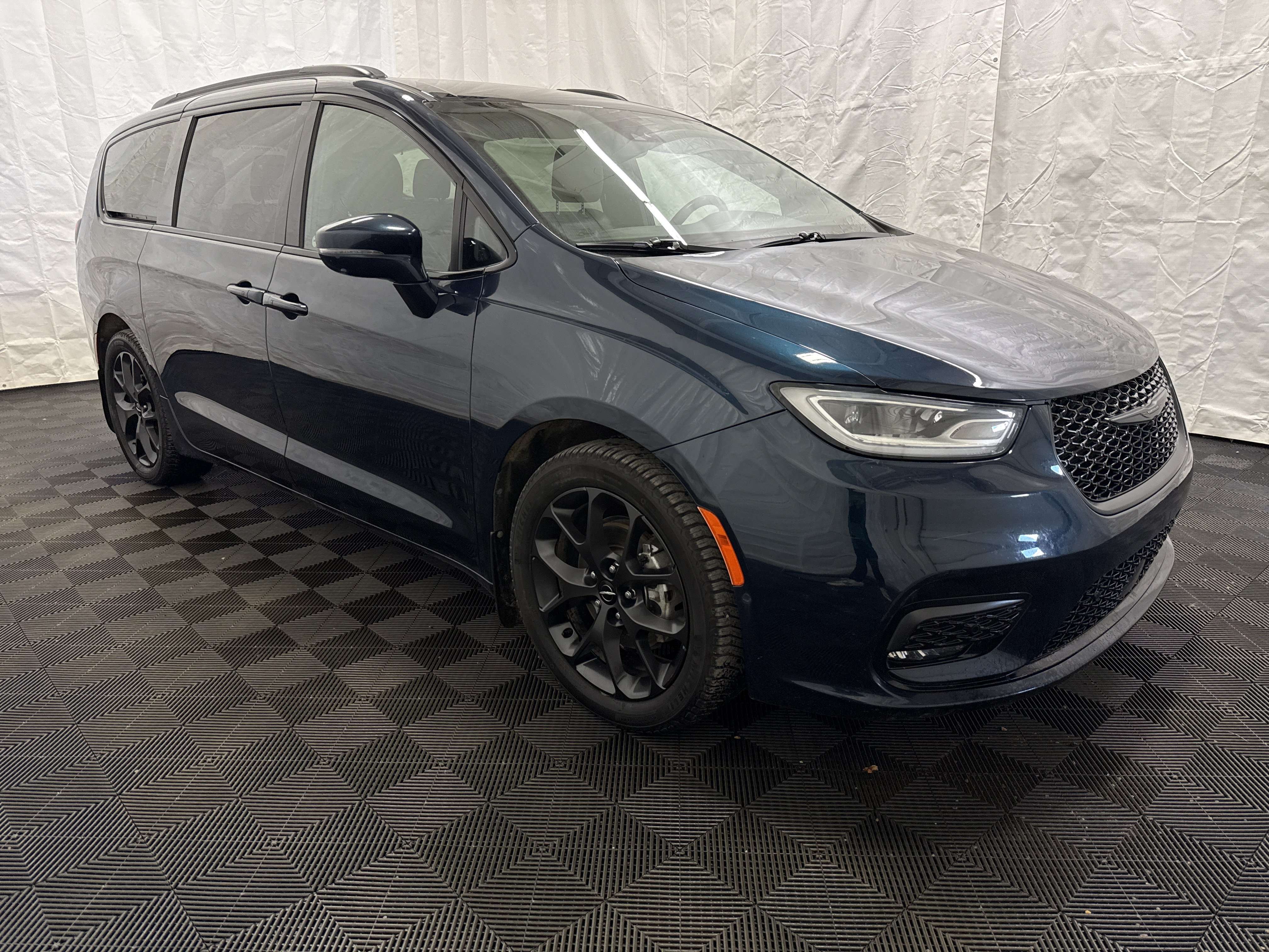 2022 Chrysler Pacifica