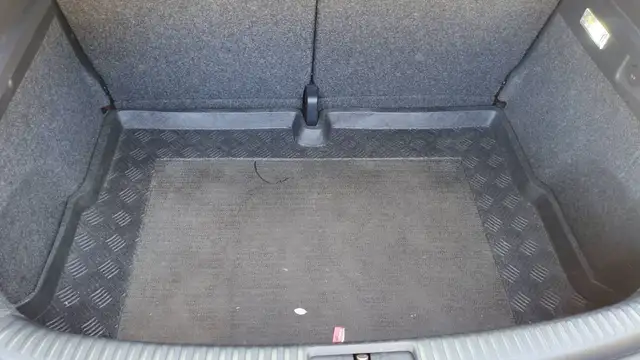 Volkswagen Scirocco view 14