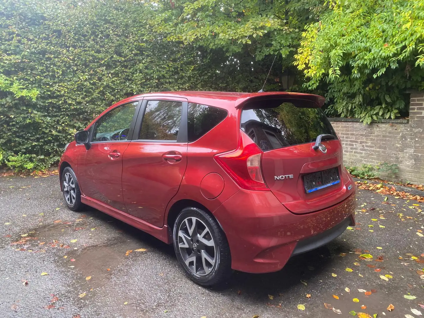 Nissan Note 1.2 DIG-S TEKNA Rouge - 2