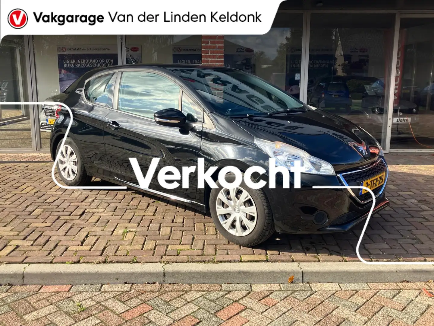 Peugeot 208 1.2 VTi Active Zwart - 2