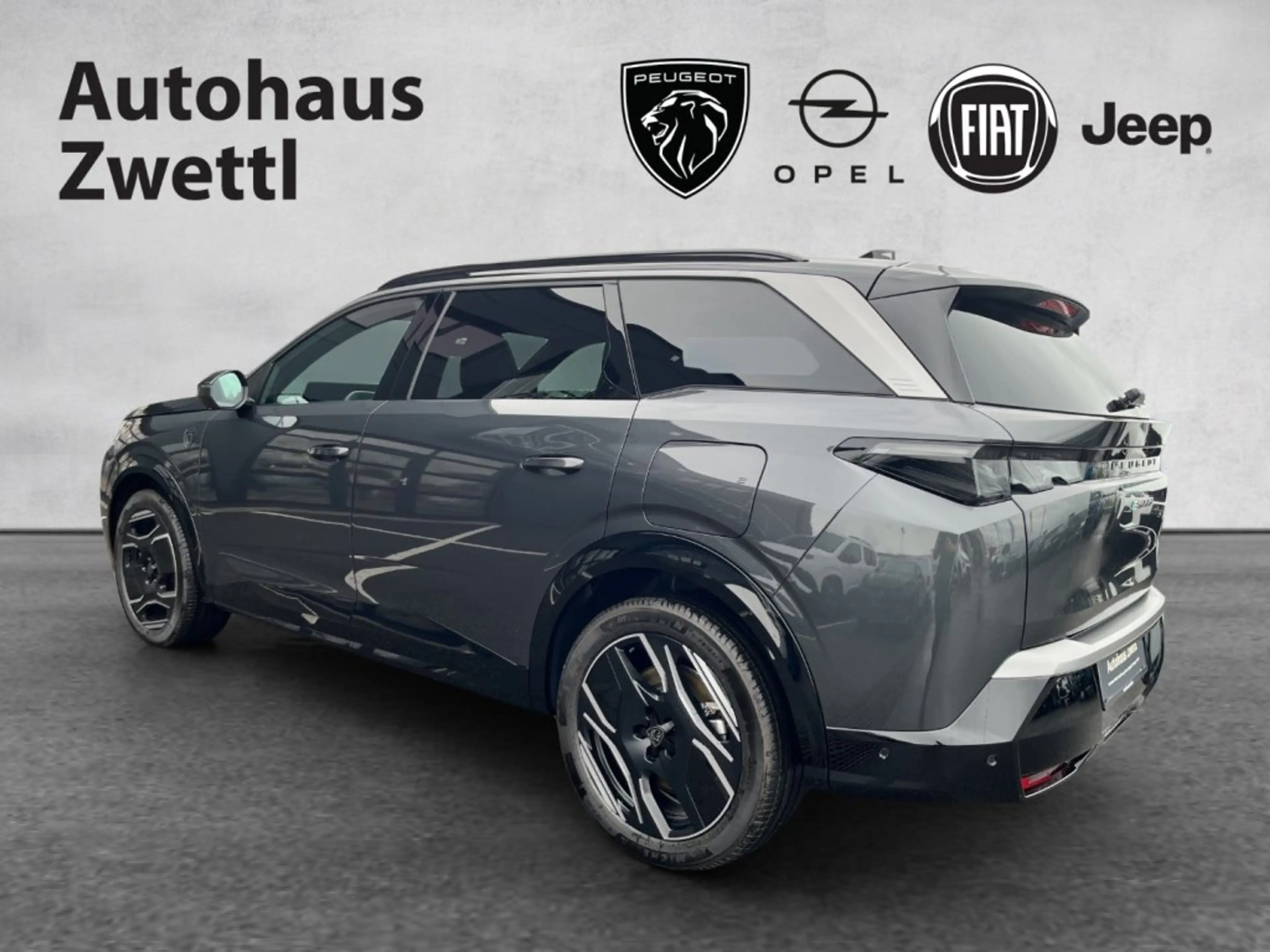 Peugeot 5008 GT Elektro 230 98kW — photo 4
