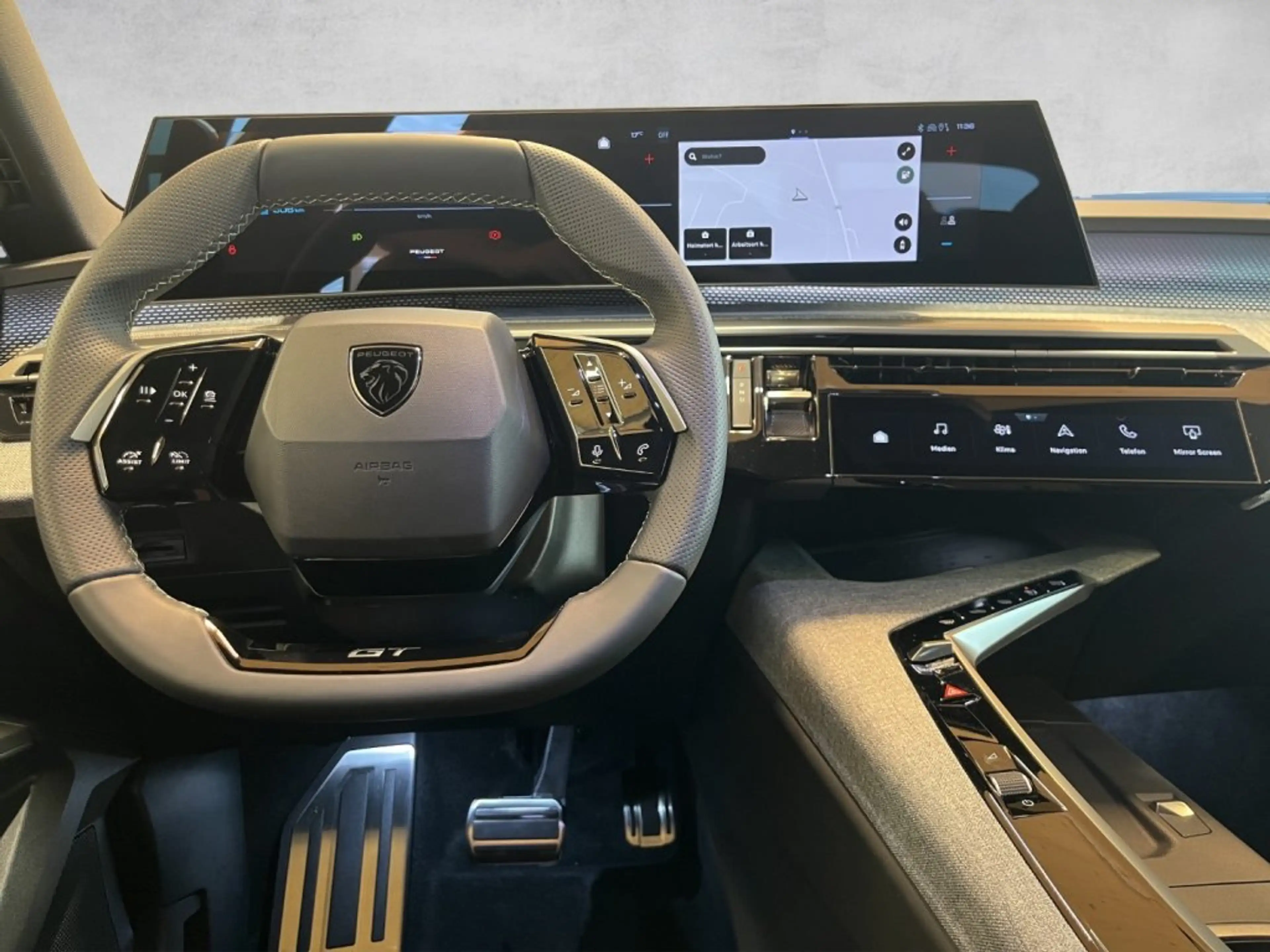 Peugeot 5008 GT Elektro 230 98kW — photo 14