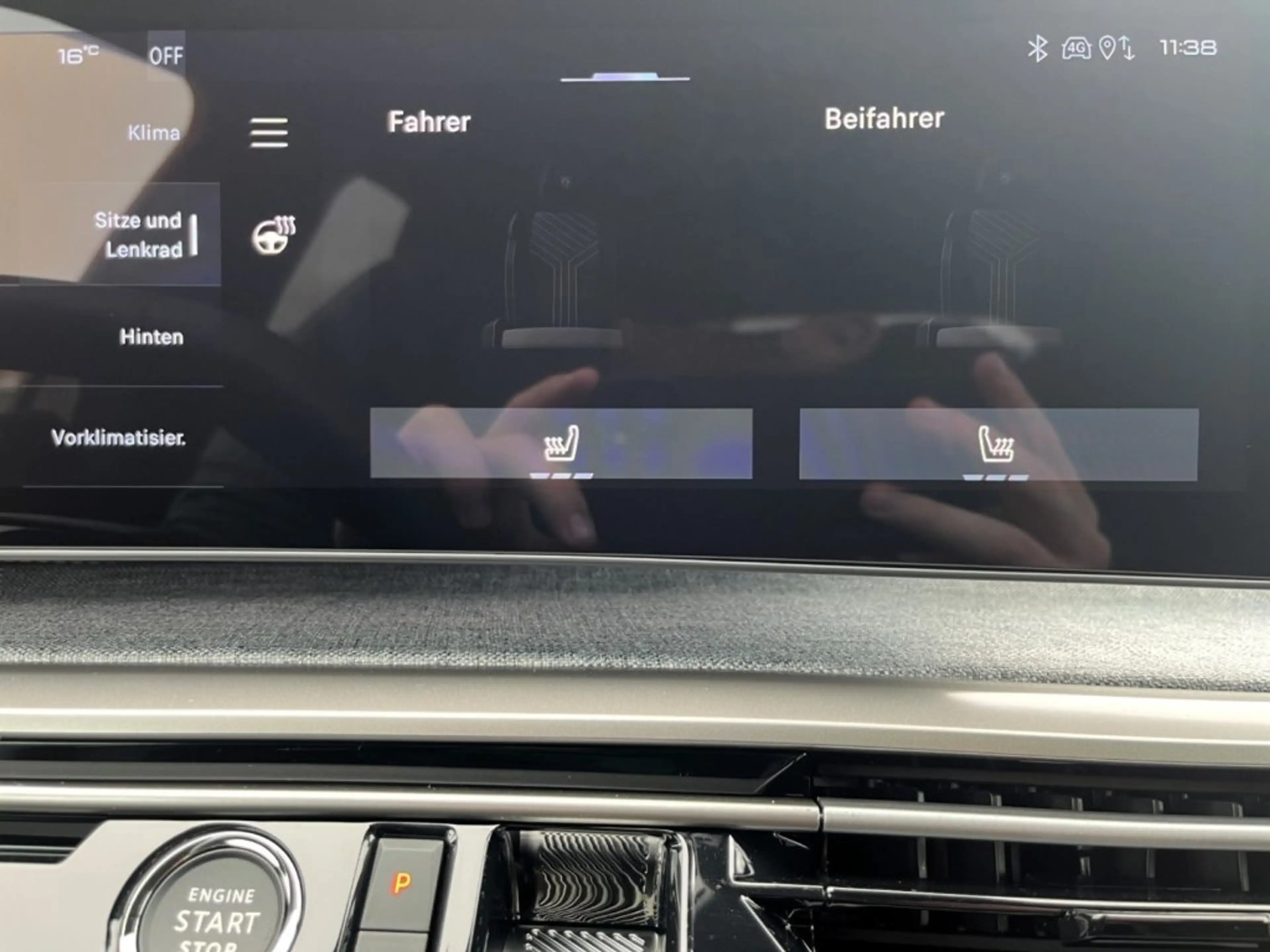 Peugeot 5008 GT Elektro 230 98kW — photo 23