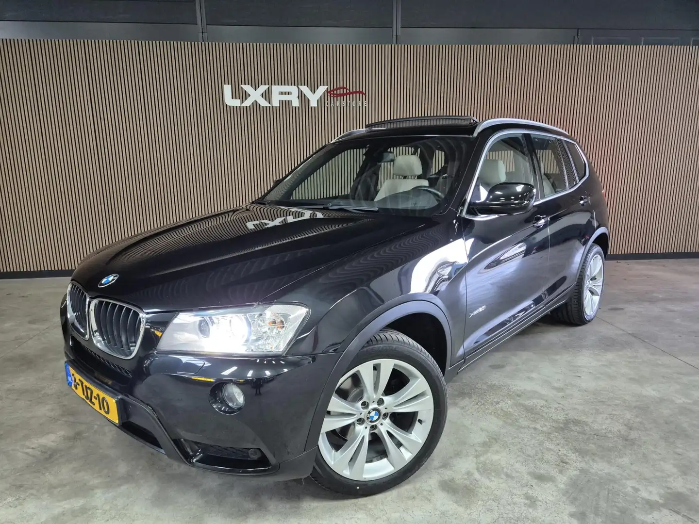 BMW X3 XDrive20i High Executive | Clima | Navi | Pano | C Noir - 2