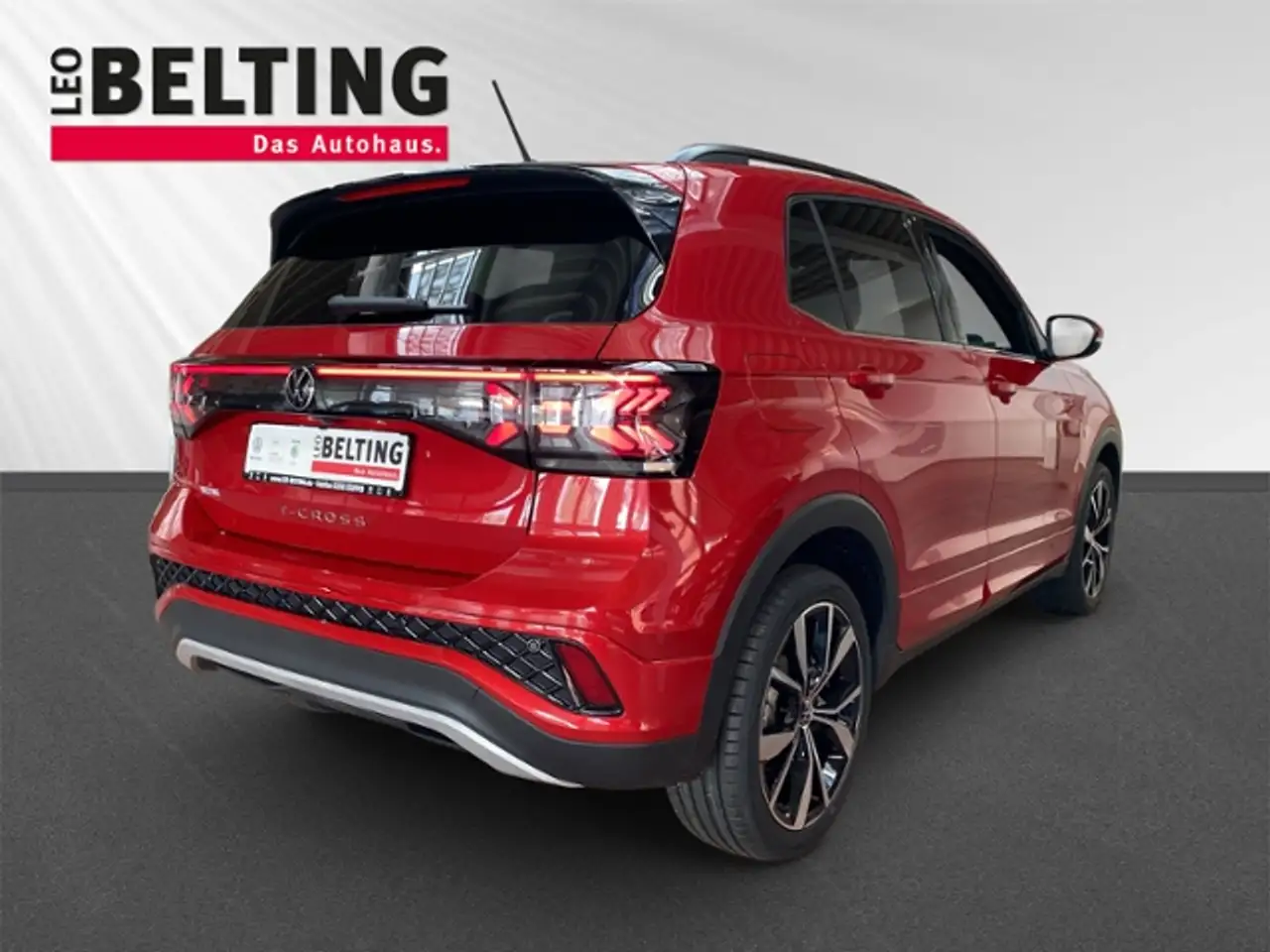 Volkswagen T-Cross R-Line 1.5 TSI DSG Matrix AHK Keyless Kamera 3