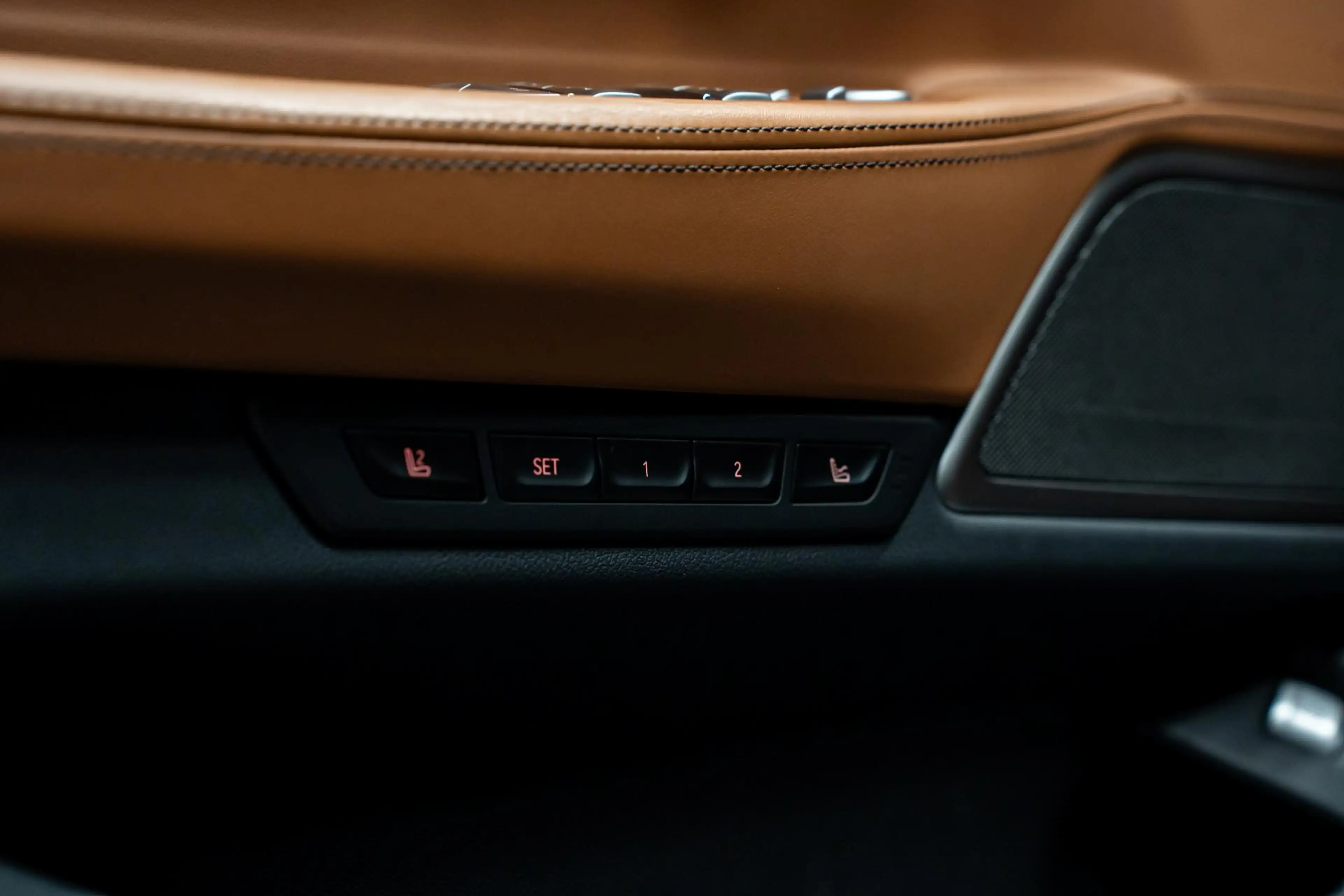 BMW 750 7-serie 750i xDrive High Executive *M-Sport / Harm — photo 11