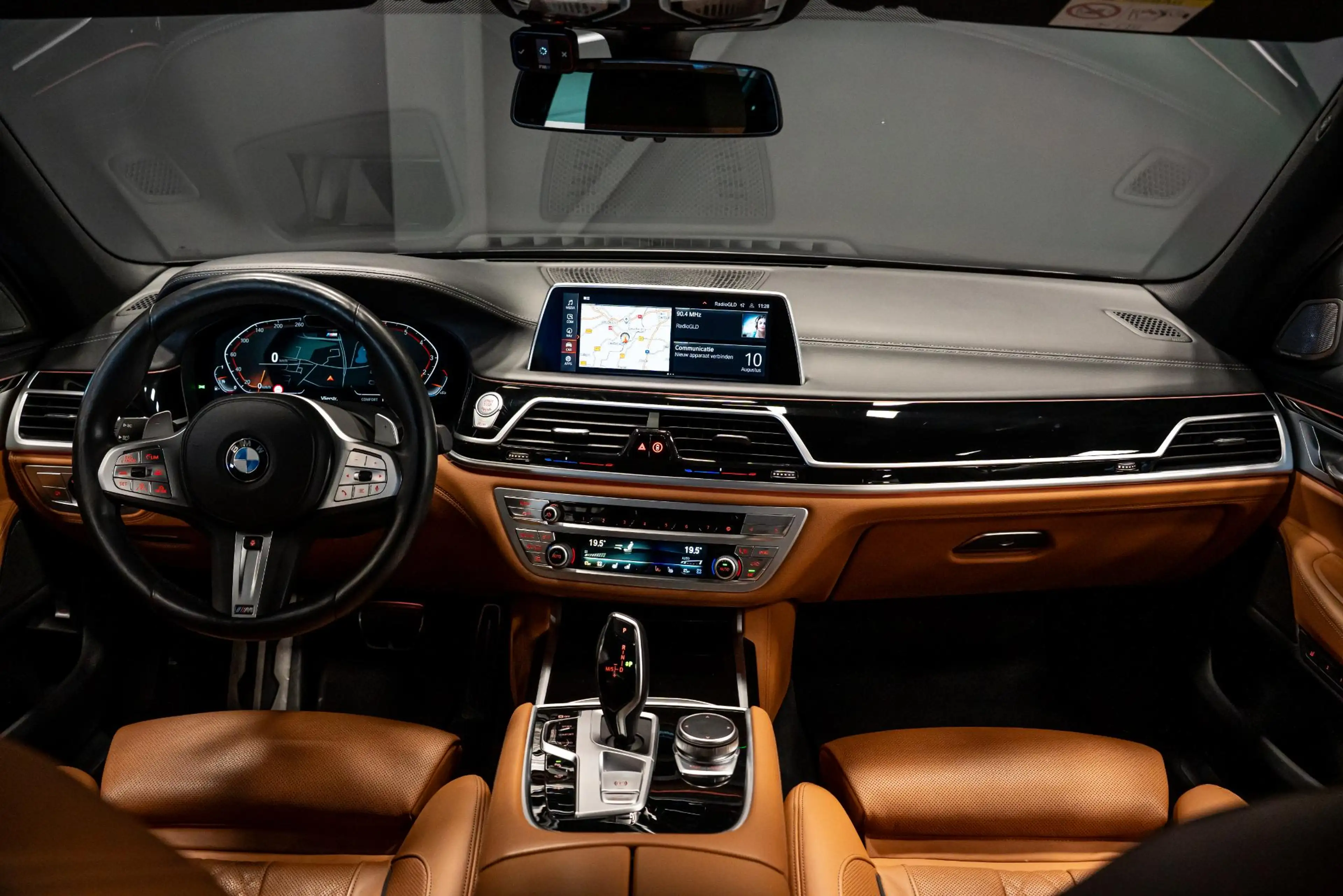 BMW 750 7-serie 750i xDrive High Executive *M-Sport / Harm — photo 12